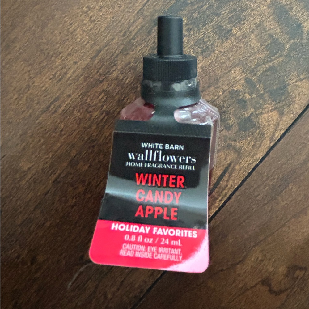 Winter Candy Apple Bath And Body Works Wallflower